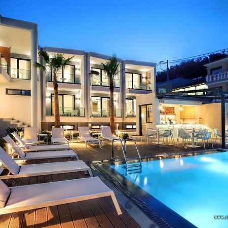 Senso Suites Néa Péramos Bagian luar foto