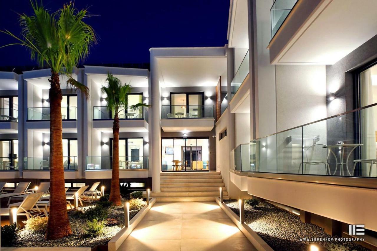 Senso Suites Néa Péramos Bagian luar foto