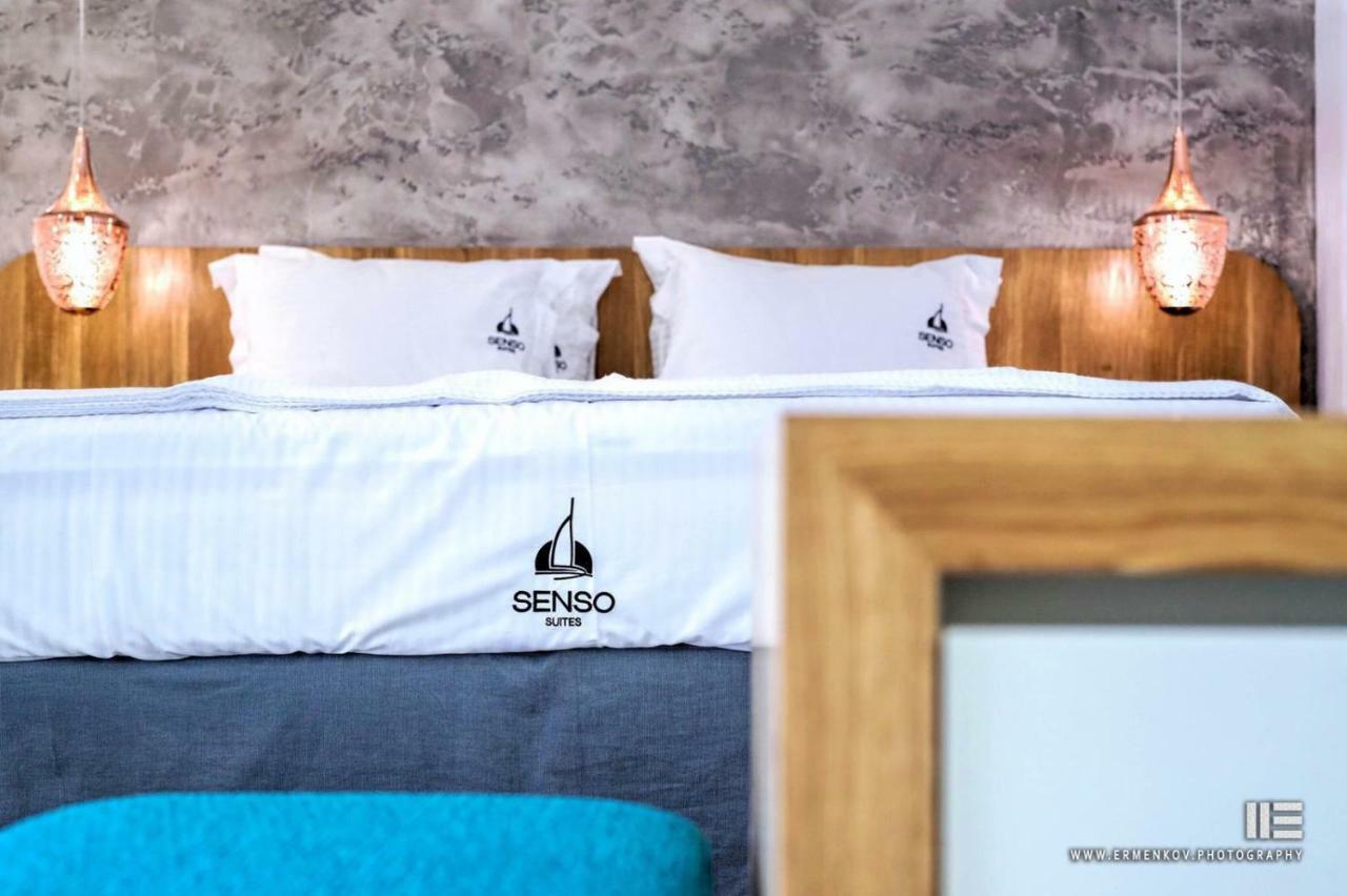 Senso Suites Néa Péramos Bagian luar foto