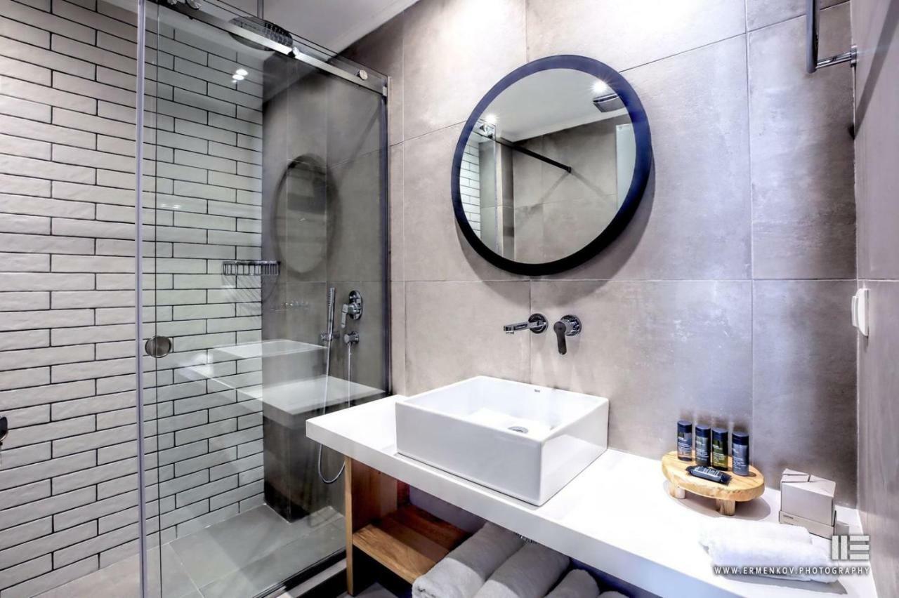 Senso Suites Néa Péramos Bagian luar foto